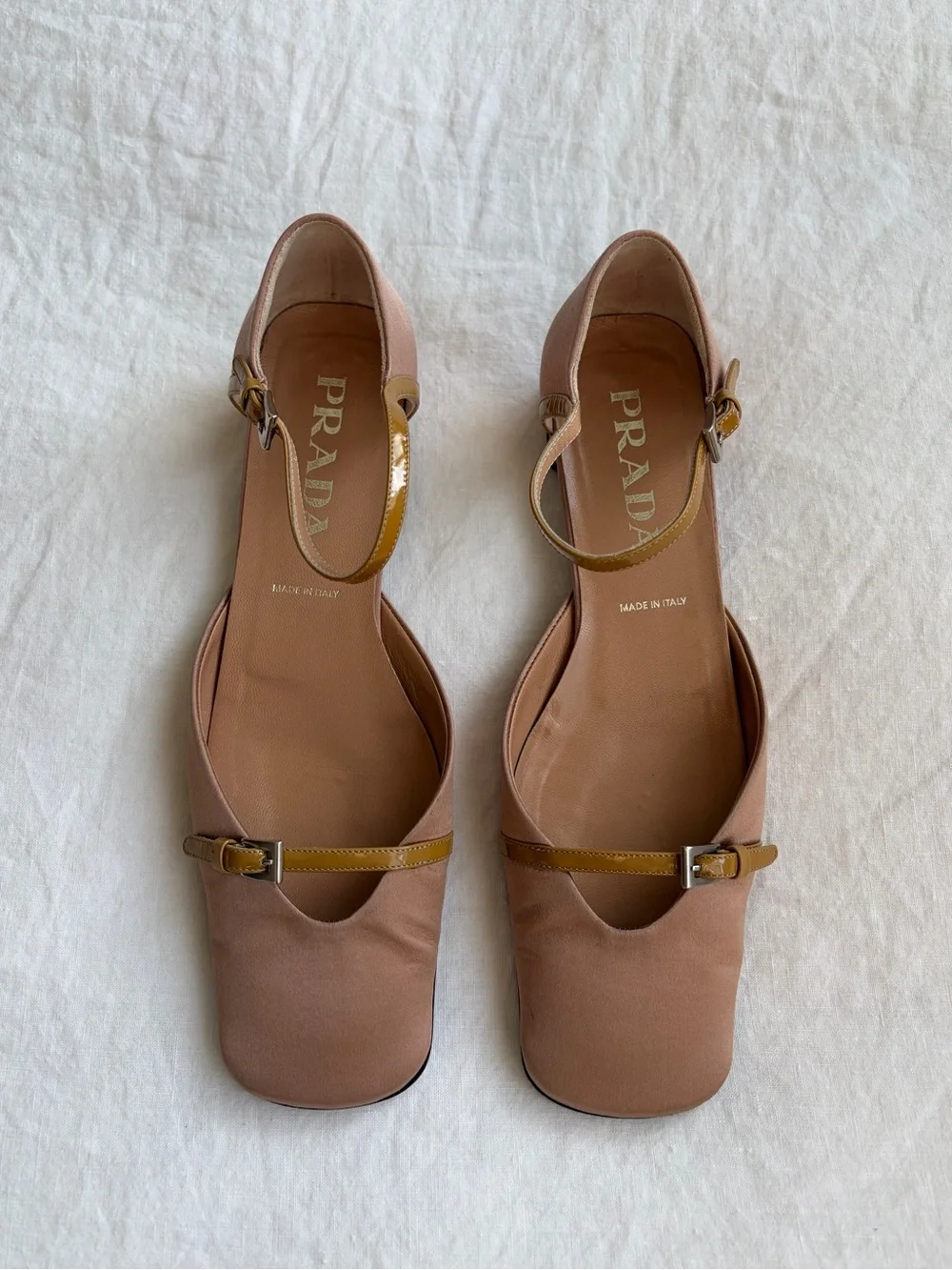 Vintage Prada Satin Buckle Patent Leather Mary Jane Sandals Flats Heels Pink Tan